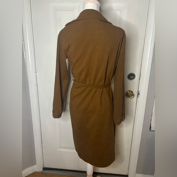 Ordinary holiday | EUC size sm-med | chocolate brown faux suede trench coat - Picture 6 of 9
